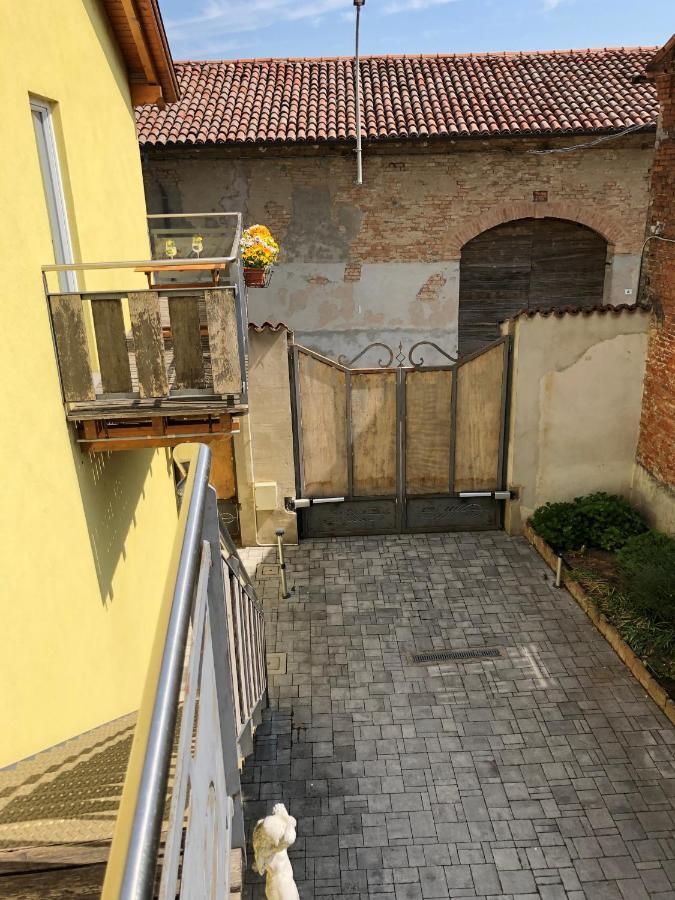 Appartamento Incantevole Con Parcheggio Privato Casteldidone Exterior photo